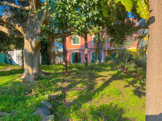 Villa Indipendente in vendita a Santa Maria Ammalati, Acireale