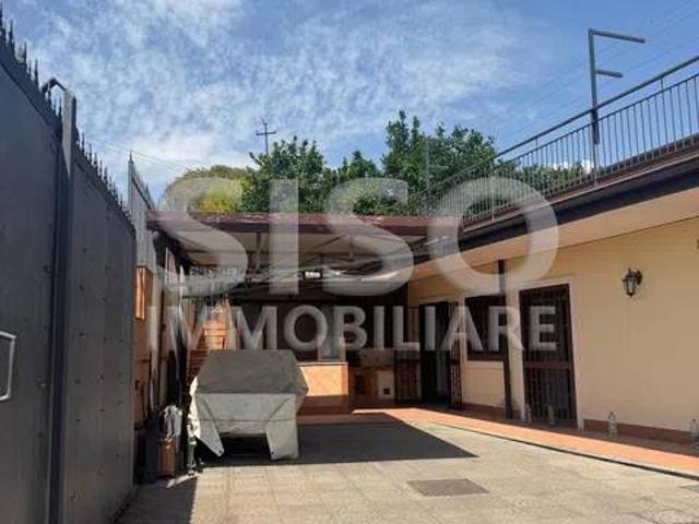 Villa Indipendente in vendita a Loreto, Acireale