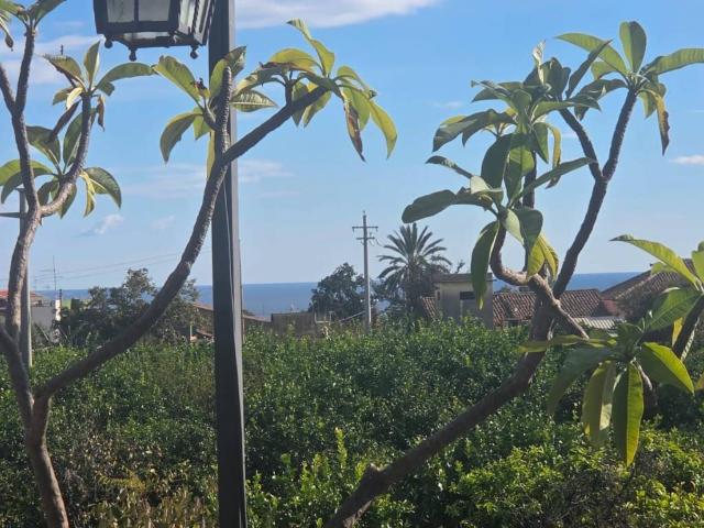 Villa Indipendente in vendita a Pozzillo Superiore, Acireale