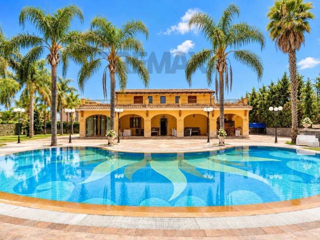 Villa Indipendente in vendita a Santa Maria Ammalati, Acireale