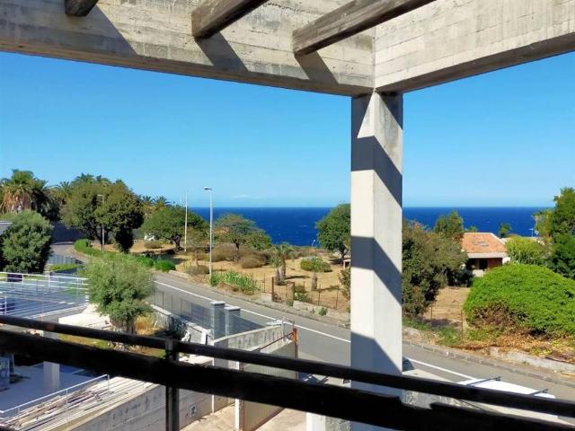 Villa Indipendente in vendita a Capomulini, Acireale
