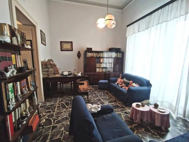 Villa Indipendente in vendita a Acireale, Sicilia