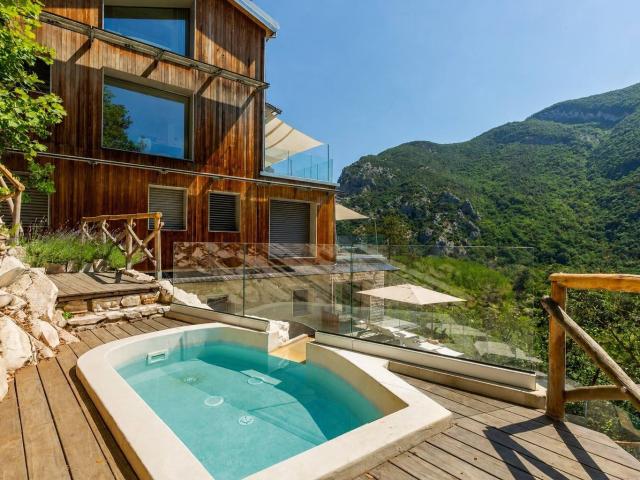 Casa in vendita a Marche, Pesaro E Urbino