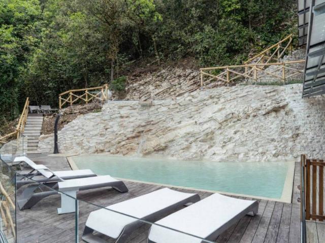 Villa Indipendente in vendita a Marche, Pesaro E Urbino