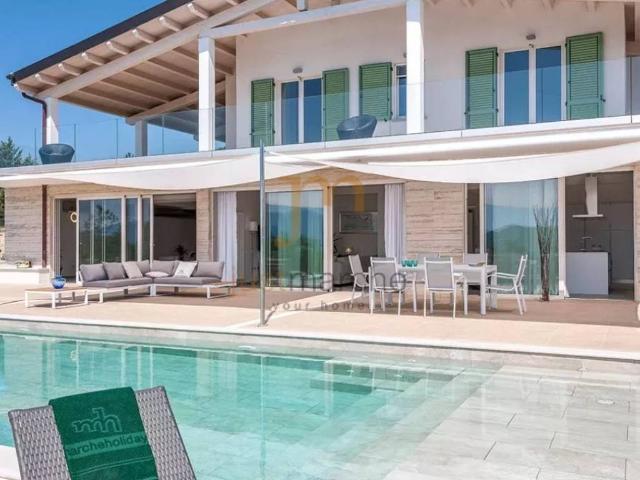 Villa Indipendente in vendita a Marche, Pesaro E Urbino
