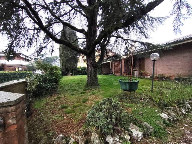 Villa Indipendente in vendita a Acquasparta, Umbria