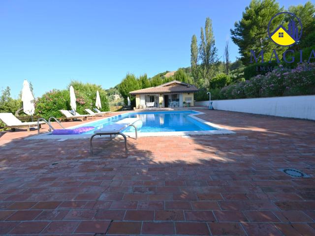 Villa Indipendente in vendita a Marche, Ascoli Piceno