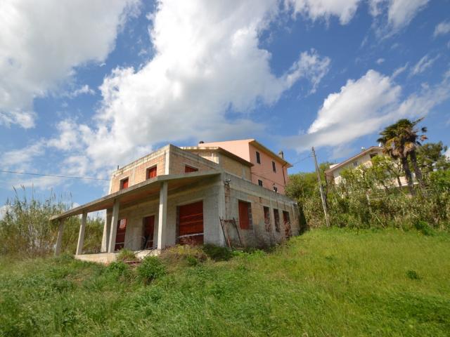 Villa Indipendente in vendita a Marche, Ascoli Piceno