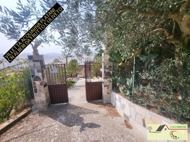 Villa Indipendente in vendita a Acquaviva Platani, Sicilia