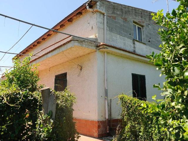 Villa Indipendente in vendita a Acquedolci, Sicilia
