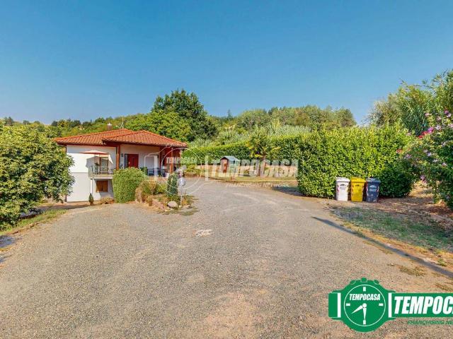 Villa Indipendente in vendita a Piemonte, Alessandria