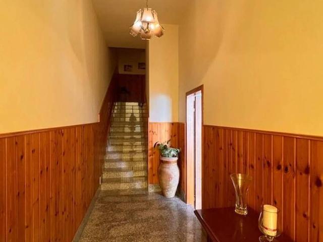 Villa Indipendente in vendita a Adrano, Catania