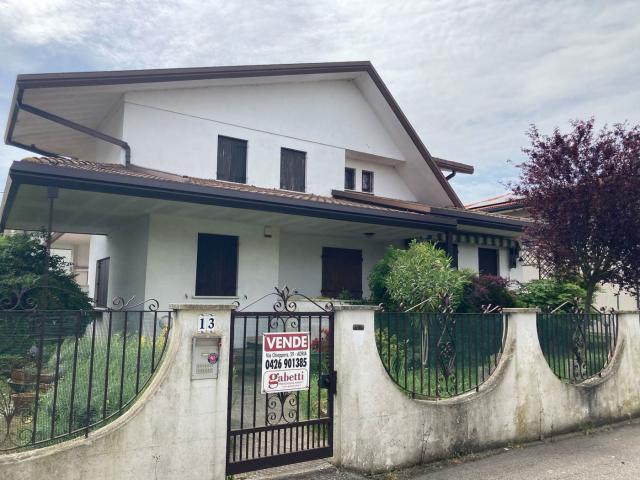Villa Indipendente in vendita a Borgo Dolomiti, Adria