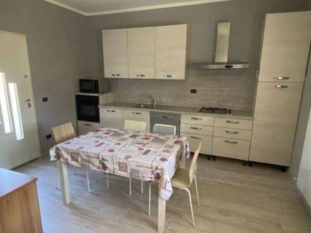 Villa Indipendente in vendita a Borgo Dolomiti, Adria