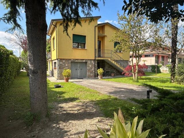 Villa Indipendente in vendita a Borgo Dolomiti, Adria