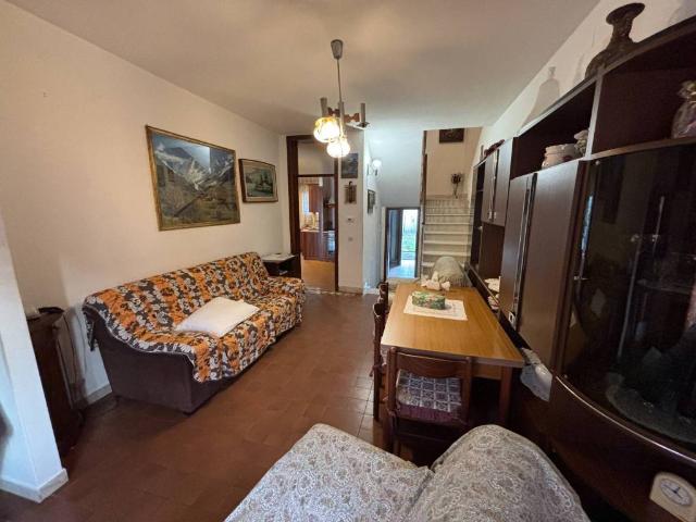 Villa Indipendente in vendita a Borgo Dolomiti, Adria