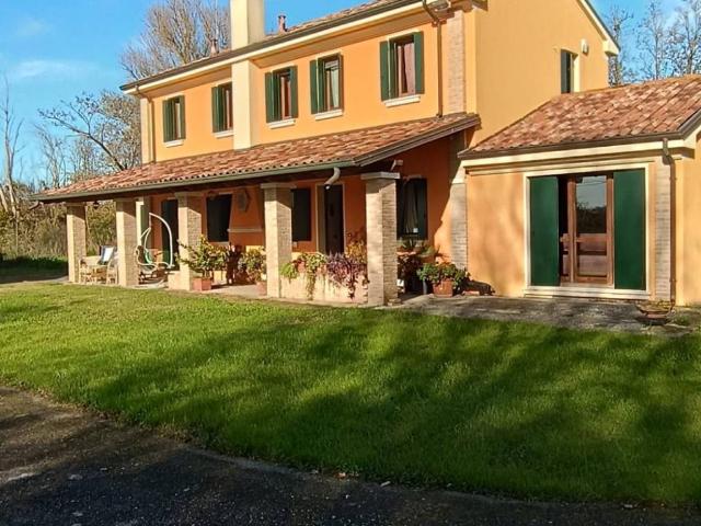 Villa Indipendente in vendita a Borgo Dolomiti, Adria