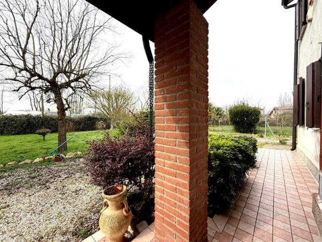 Villa Indipendente in vendita a Adria, Rovigo