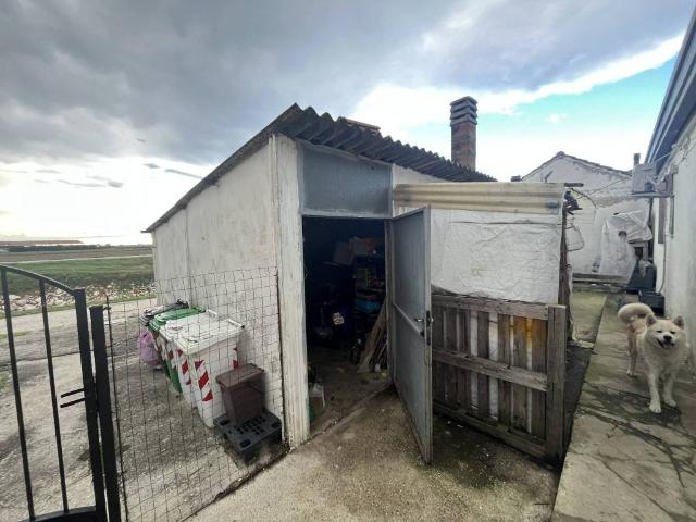 Villa Indipendente in vendita a Adria, Veneto