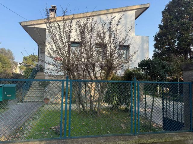 Villa Indipendente in vendita a Adria, Veneto
