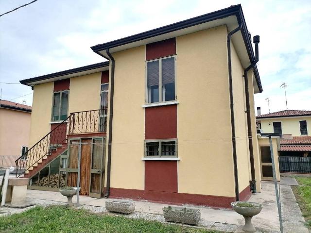 Villa Indipendente in vendita a Borgo Dolomiti, Adria