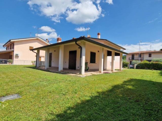 Villa Indipendente in vendita a Affi, Veneto