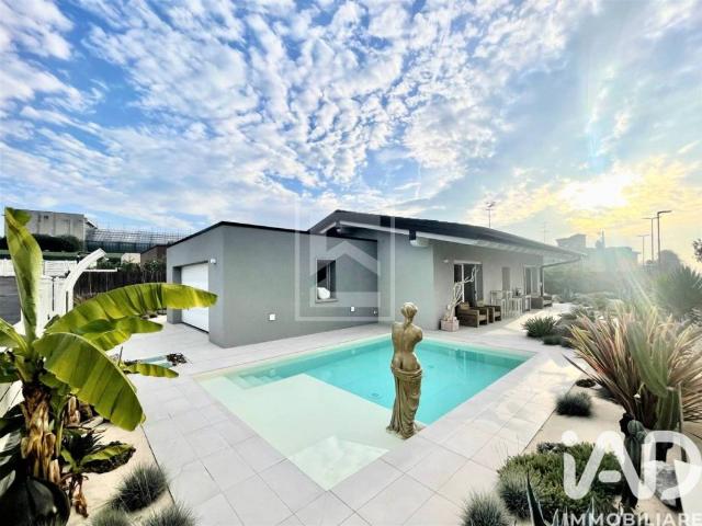 Villa Indipendente in vendita a Affi, Veneto