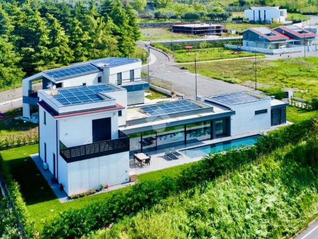 Villa Indipendente in vendita a Affi, Veneto