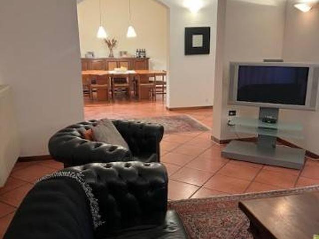 Villa Indipendente in vendita a Agliana, Toscana