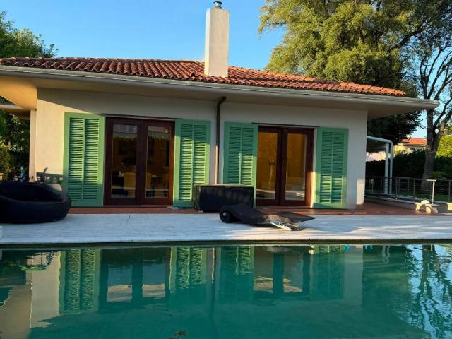 Villa Indipendente in vendita a Agliana, Pistoia