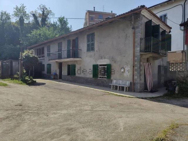 Villa Indipendente in vendita a Piemonte, Asti