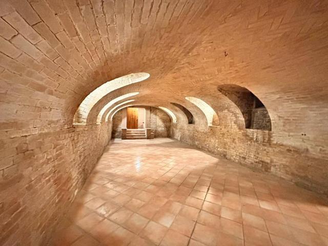 Villa Indipendente in vendita a Piemonte, Asti