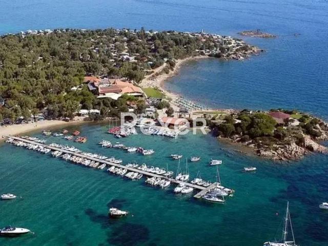 Villa Indipendente in vendita a Portobello di Gallura, Aglientu