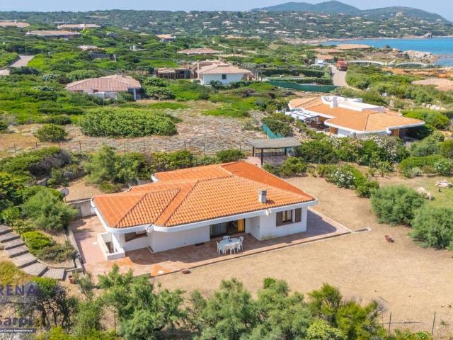 Villa Indipendente in vendita a Portobello di Gallura, Aglientu