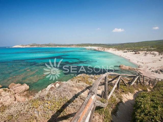 Rustico in vendita a Residenza dell'Aquila, Aglientu