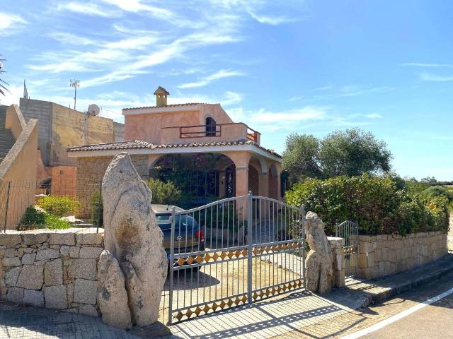 Villa Indipendente in vendita a Aglientu, Sardigna/Sardegna