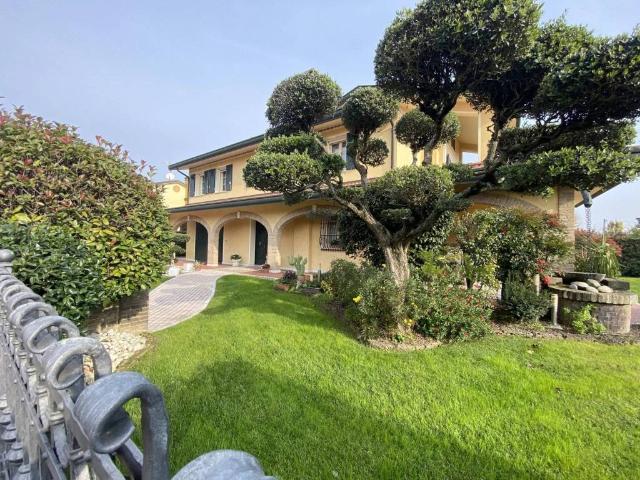 Villa Indipendente in vendita a Agna, Veneto