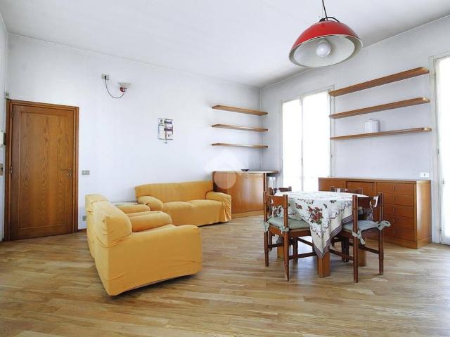Villa Indipendente in vendita a Agrate Brianza, Lombardia