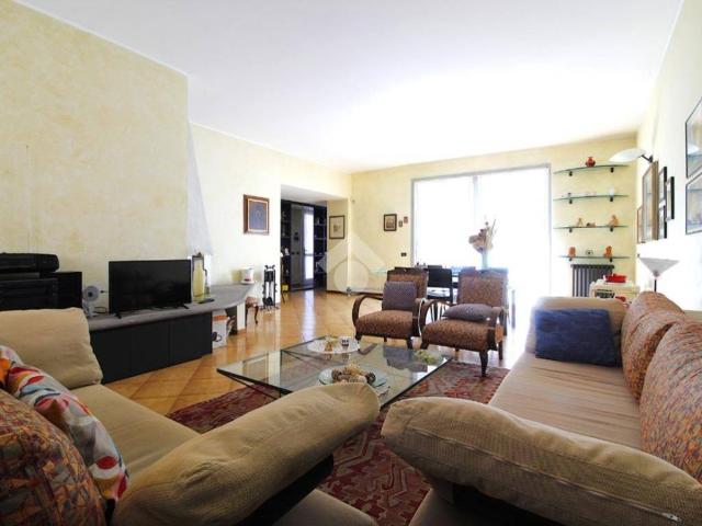 Villa Indipendente in vendita a Agrate Brianza, Lombardia