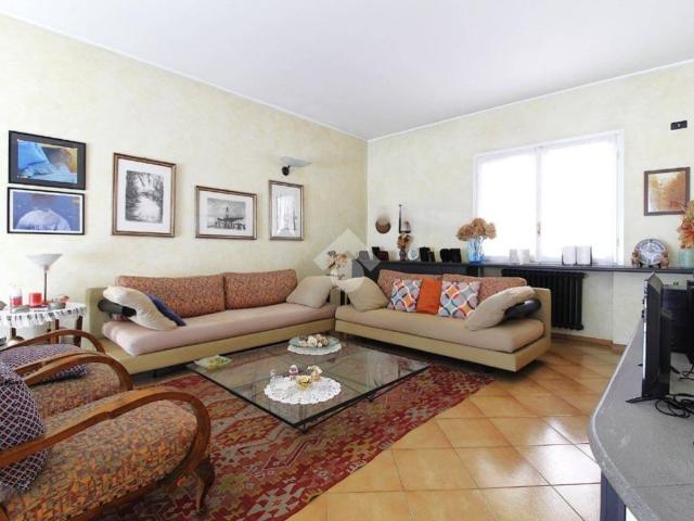 Villa Indipendente in vendita a Agrate Brianza, Lombardia