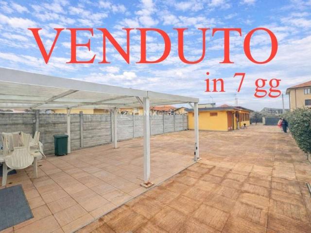 Villa Indipendente in vendita a Agrate Brianza, Lombardia