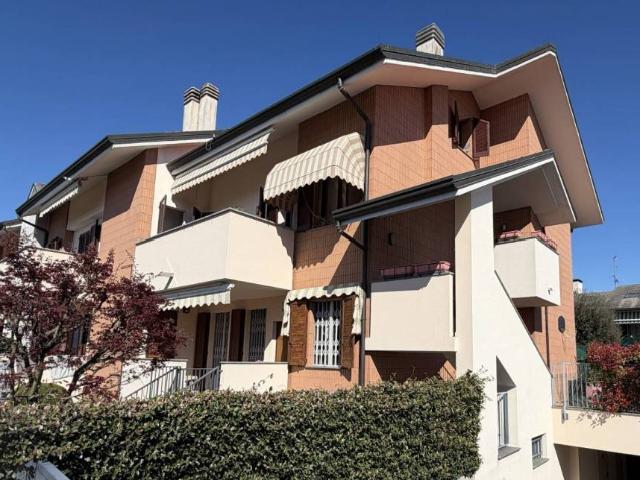 Villa Indipendente in vendita a Agrate Brianza, Lombardia