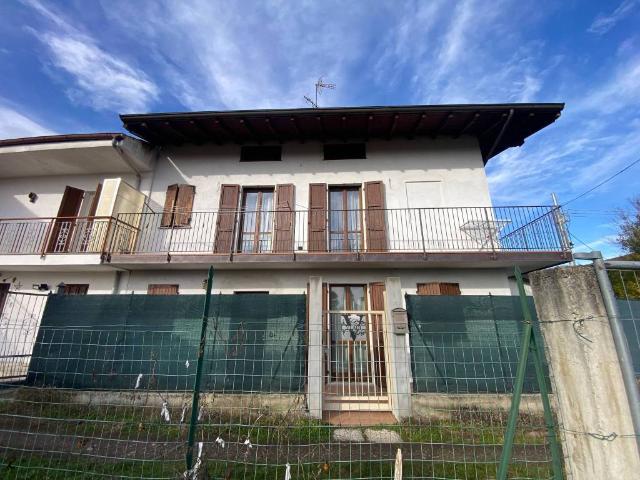 Villa Indipendente in vendita a Piemonte, Novara