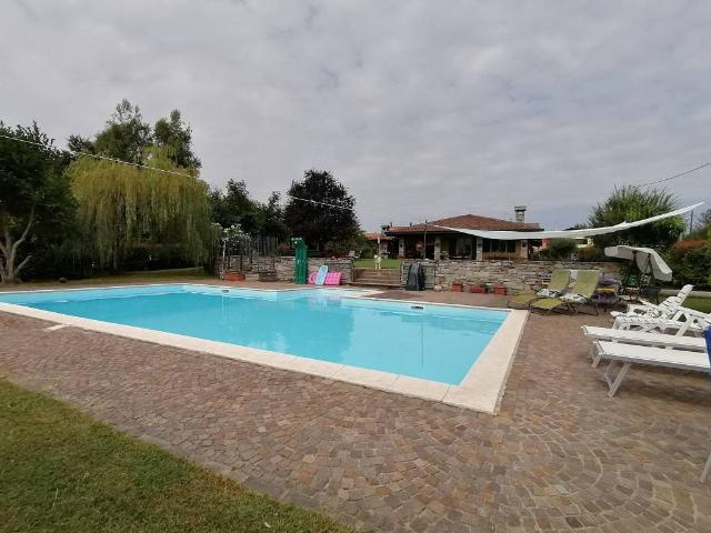 Villa Indipendente in vendita a Arbora, Bogogno