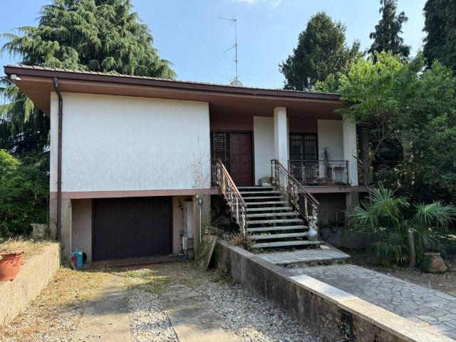 Villa Indipendente in vendita a Piemonte, Novara