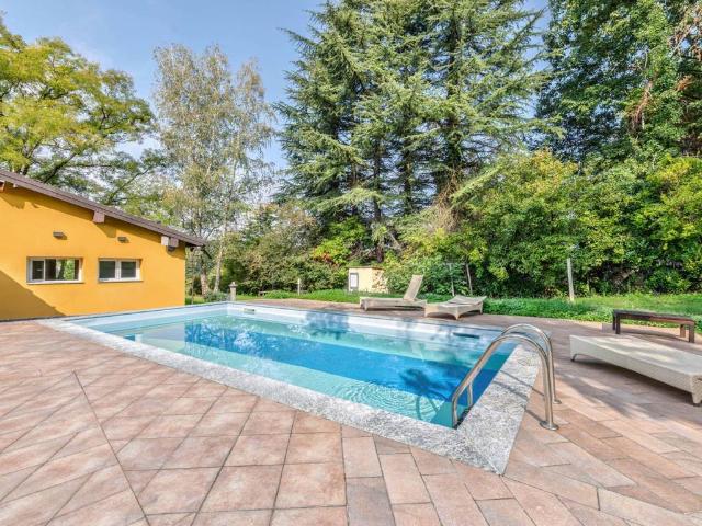 Villa Indipendente in vendita a Conturbia, Agrate Conturbia