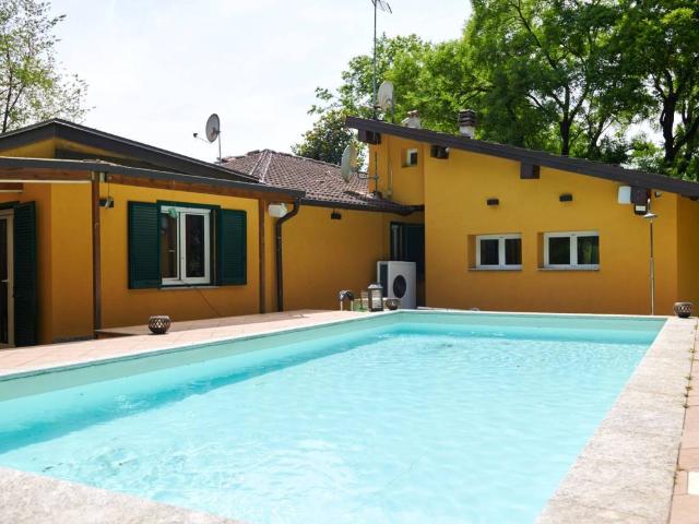 Villa Indipendente in vendita a Piemonte, Novara