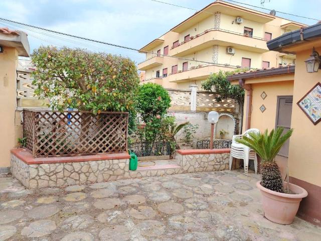 Villa Indipendente in vendita a Cannatello, Agrigento