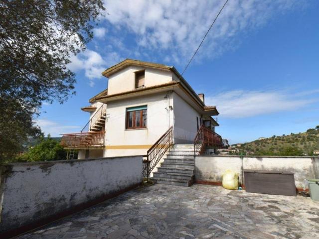 Villa Indipendente in vendita a Agropoli, Campania