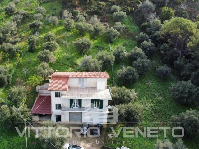 Villa Indipendente in vendita a Agropoli Sud, Agropoli